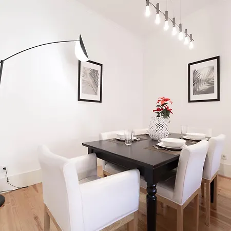 Akicity Praca De Espanha Sun Apartment *